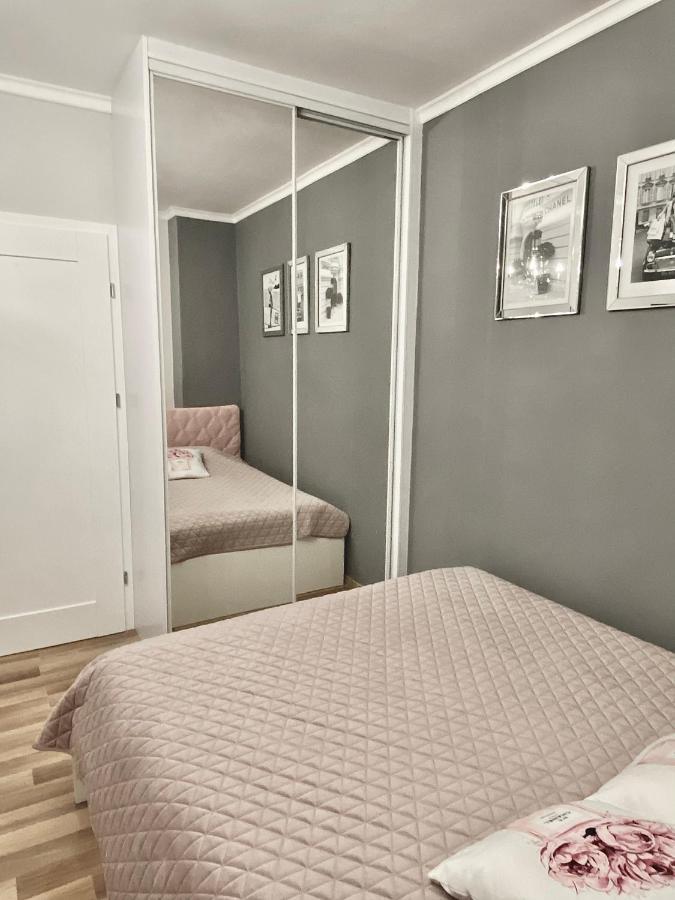 Glamour Apartment Przy Plazy, Z Parkingiem Prywatnym โซพอต ภายนอก รูปภาพ